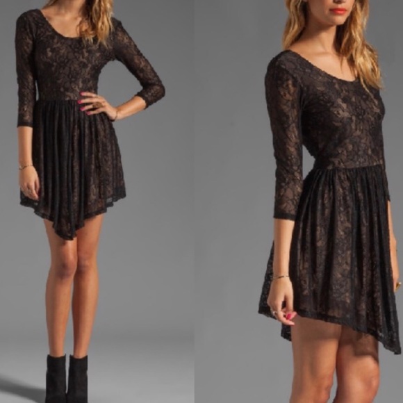 Lovers + Friends | Senorita Mini Lace Dress - Picture 2 of 13